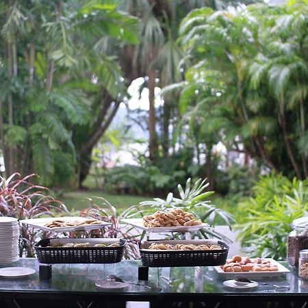 Likas Square Apartment Hotel Kota Kinabalu Ngoại thất bức ảnh