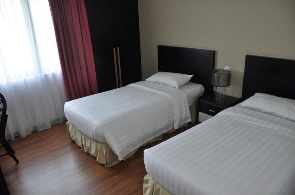 Likas Square Apartment Hotel Kota Kinabalu Ngoại thất bức ảnh