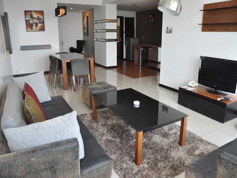Likas Square Apartment Hotel Kota Kinabalu Ngoại thất bức ảnh