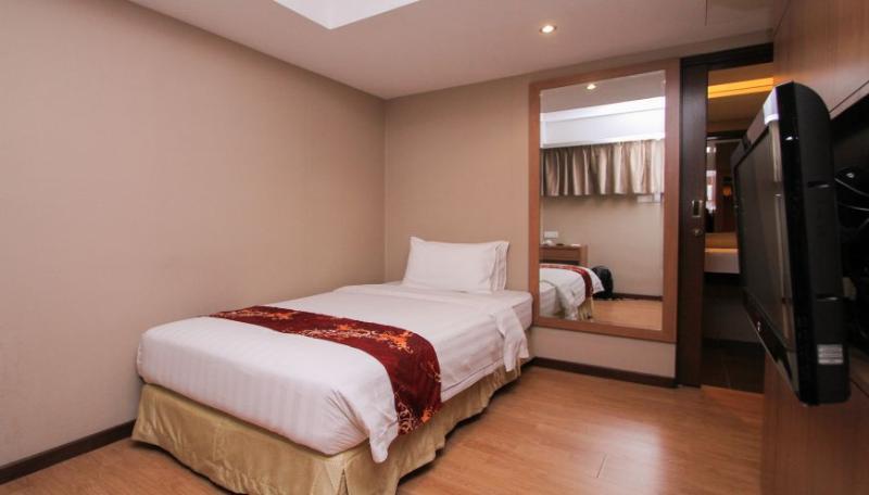 Likas Square Apartment Hotel Kota Kinabalu Ngoại thất bức ảnh