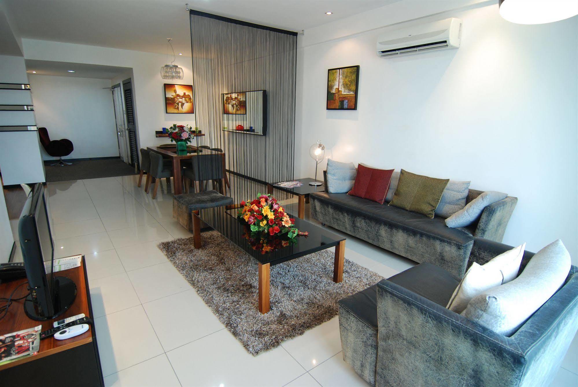 Likas Square Apartment Hotel Kota Kinabalu Ngoại thất bức ảnh